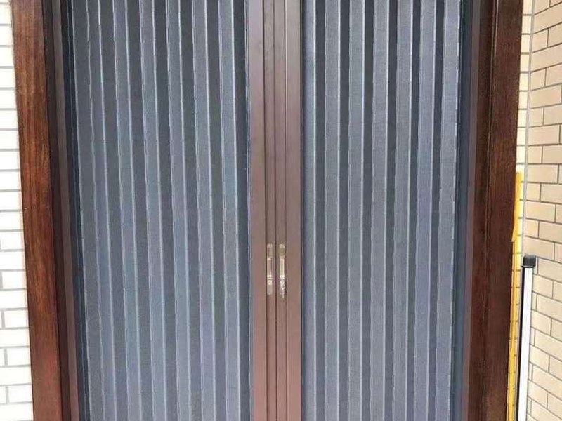 Pleated Screen Door